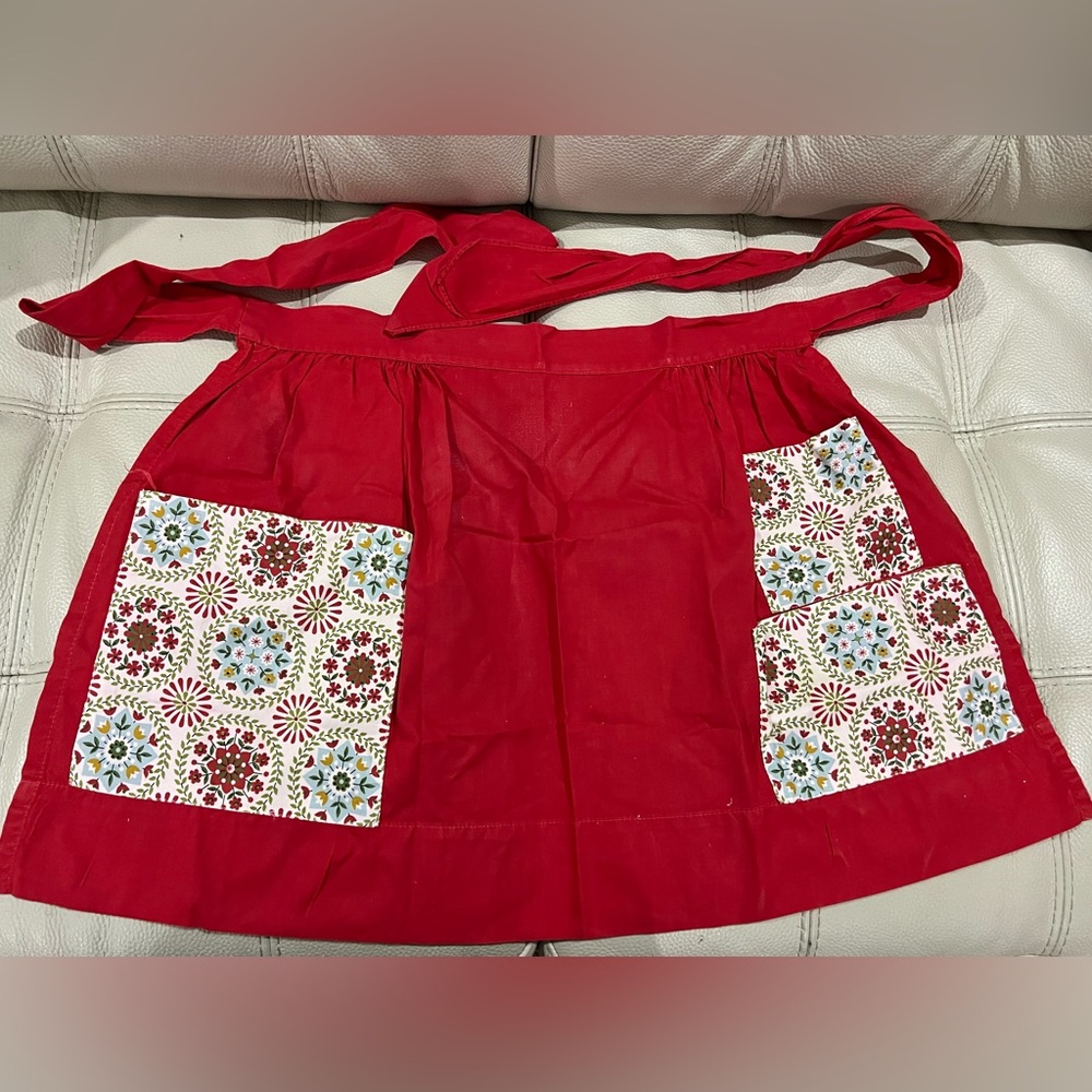 1960s Vintage Red Christmas Half Apron with 3 pockets